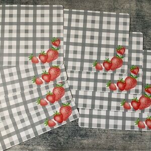 New Strawberry Checkered kitchen Placemats - Set of 8